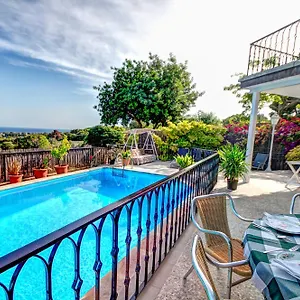  Villa Ferran By Hello Homes